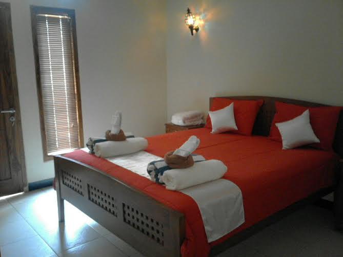 Villa Rosseno - Evelyn Private Pool And Garden Yogyakarta Exterior photo